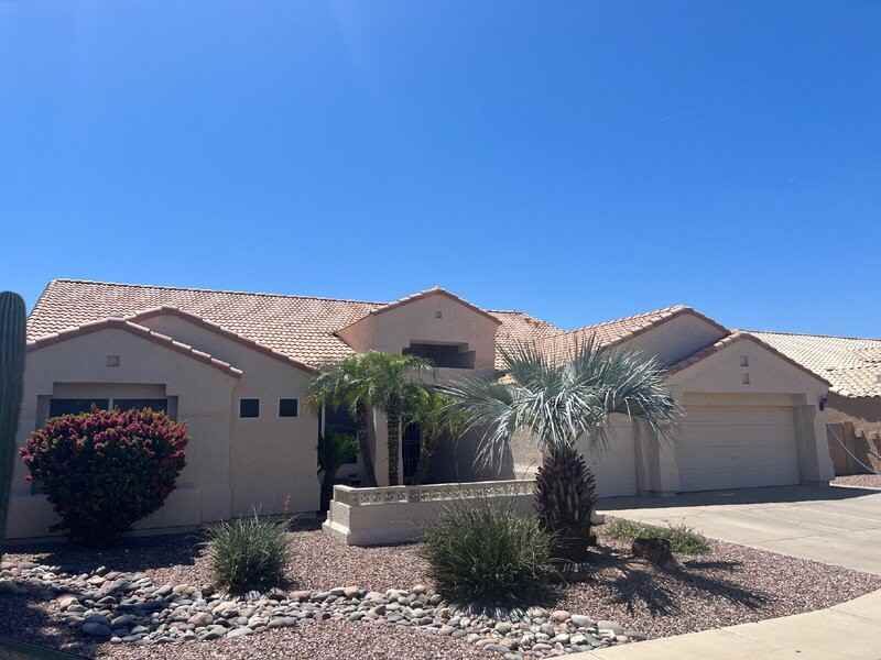 9651 E Idaho Ave - Photo 3 of 11