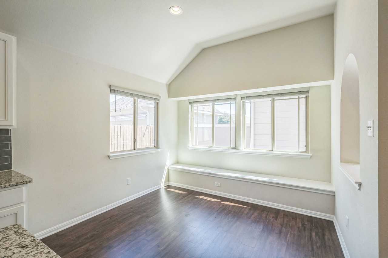 120 Lasino Dr - Photo 3 of 36