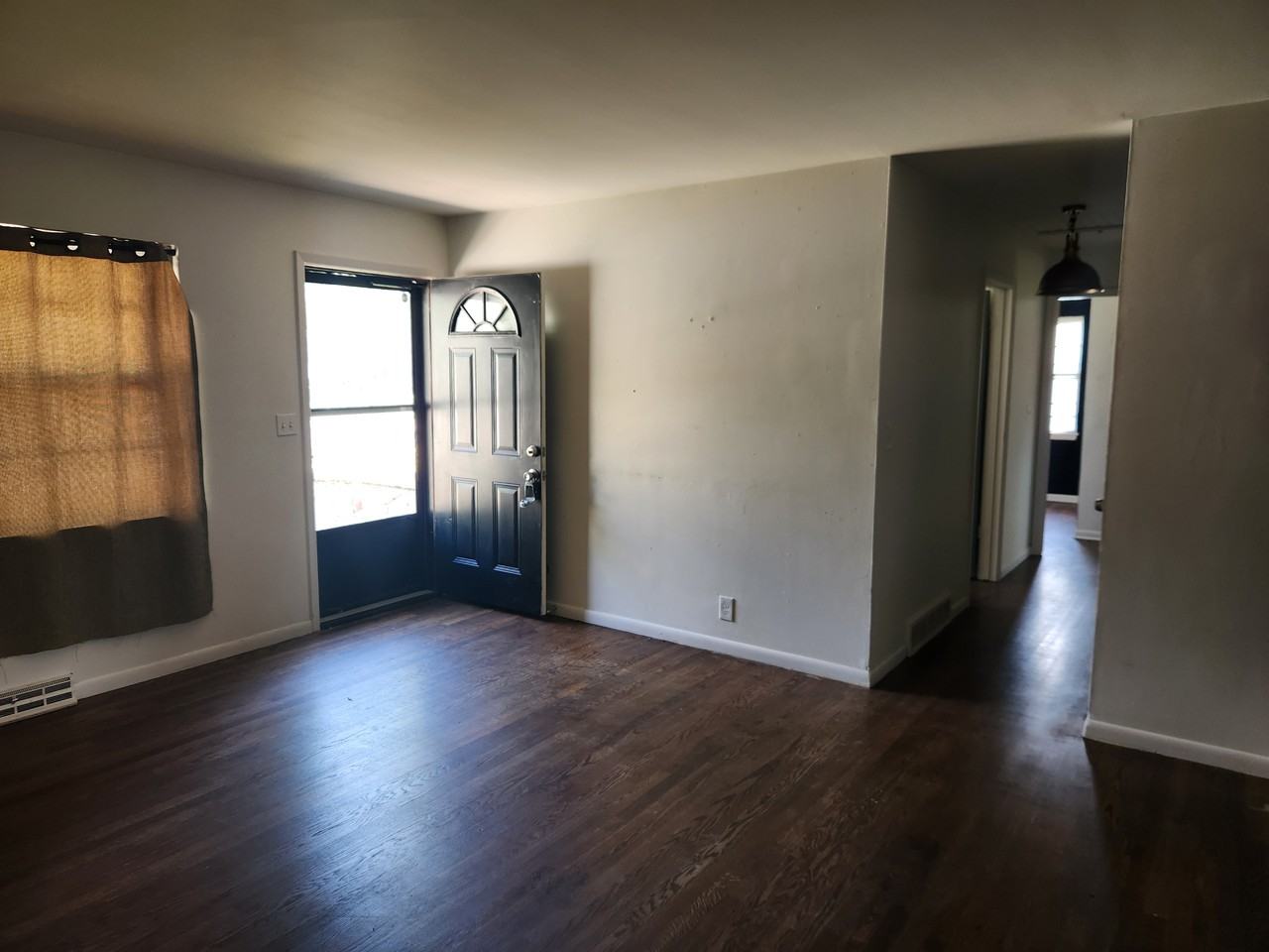 3301 E 107th Ter - Photo 3 of 17