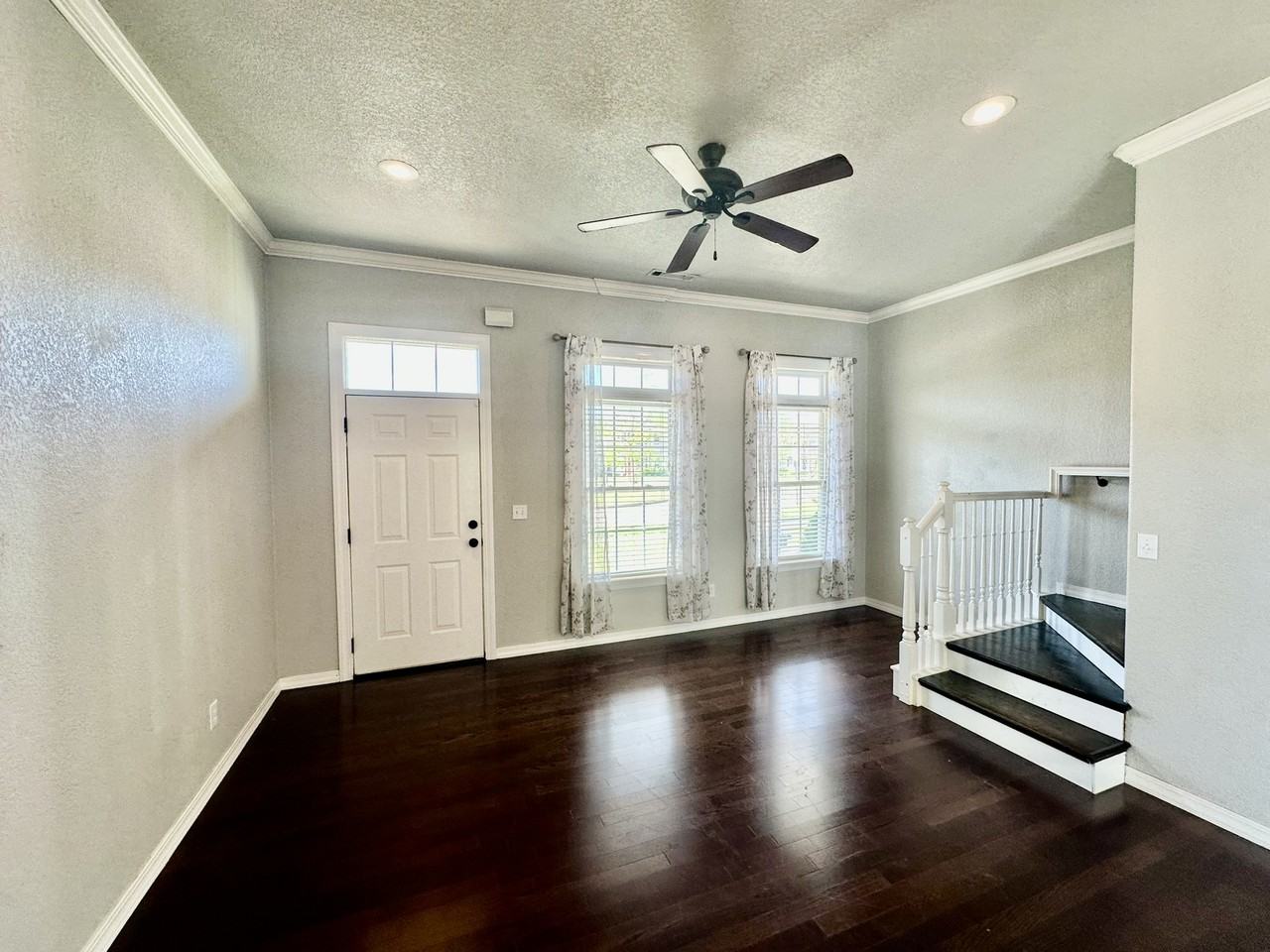 3404 W Clabber Creek Blvd - Photo 3 of 28