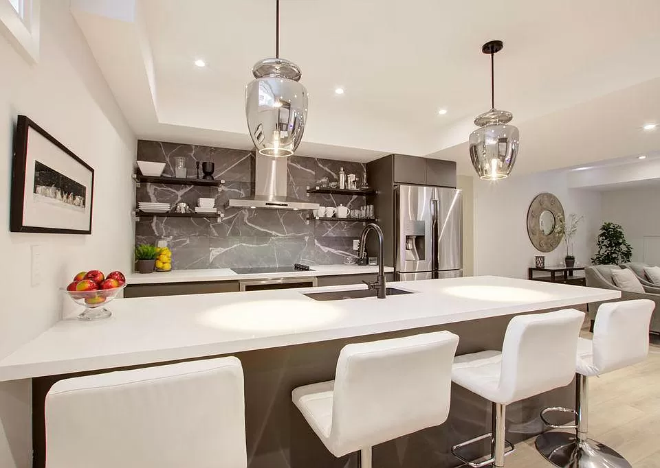 401 Harbour Pt #397C - Photo 3 of 15