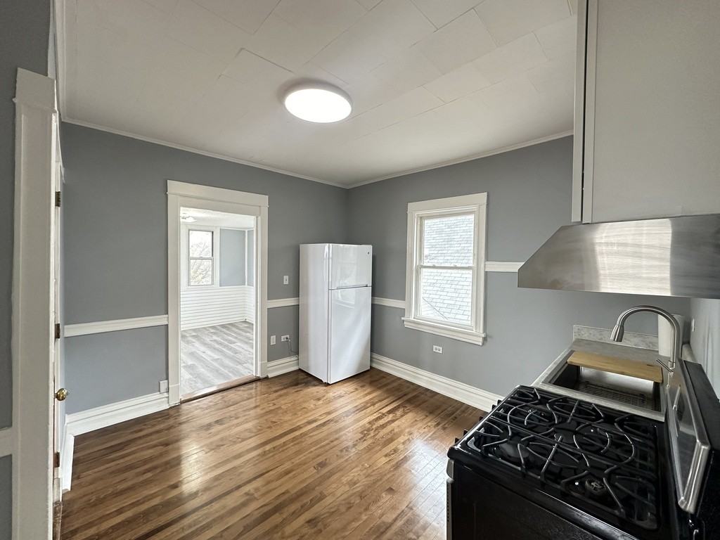 213 S 10th Ave #9Q - Photo 3 of 20