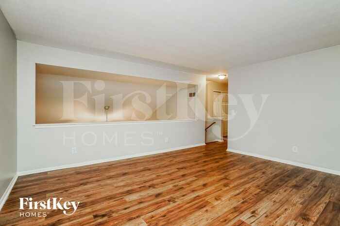 1374 Harold Stewart Pkwy - Photo 2 of 18