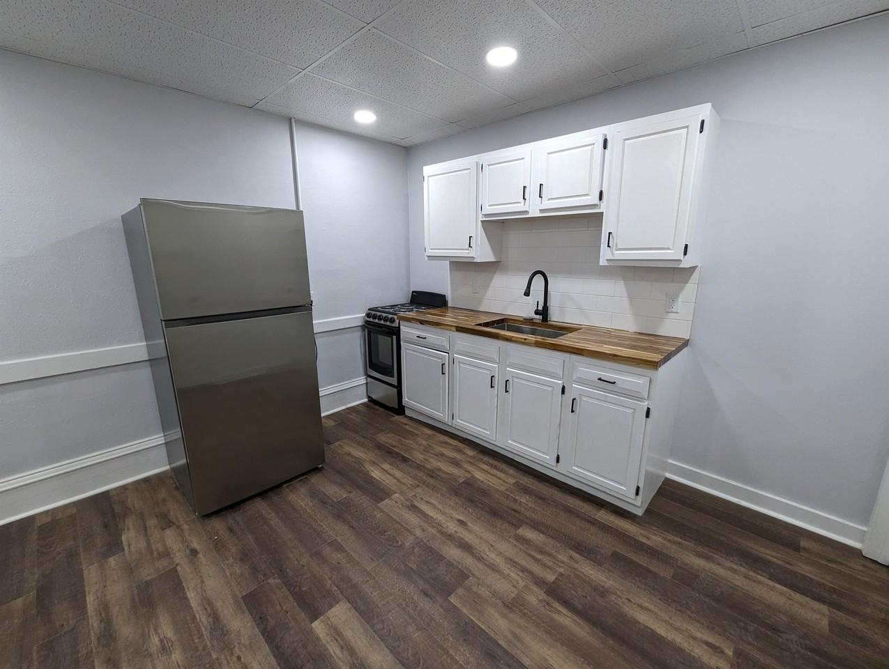 124 South 2nd Street - Photo 2 of 8