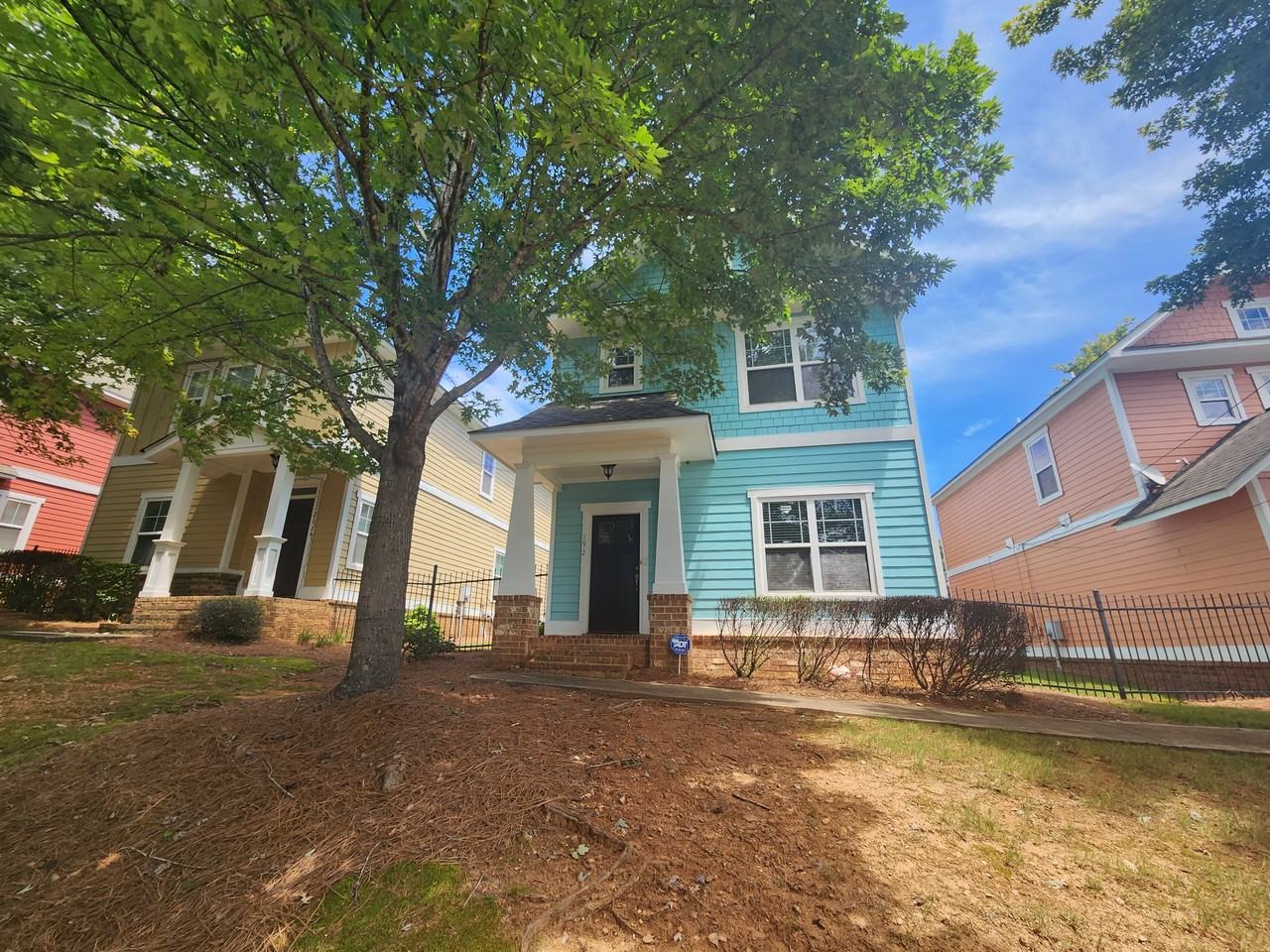 192 Ruth Drive - Photo 2 of 15