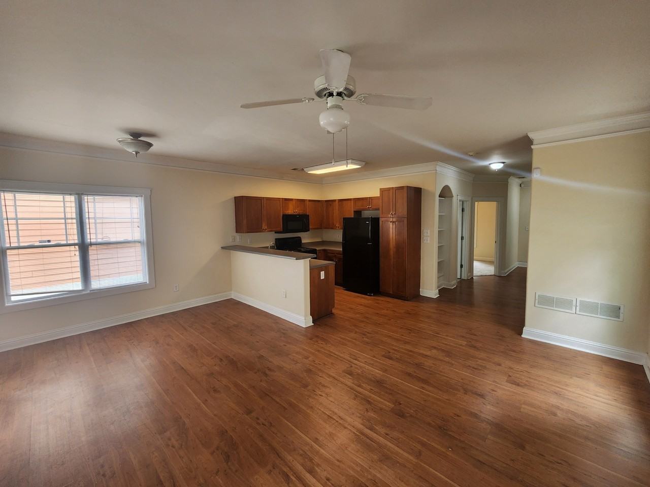192 Ruth Drive - Photo 5 of 15