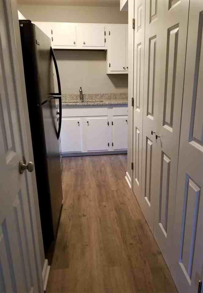 502 Pecan Drive - Photo 5 of 31