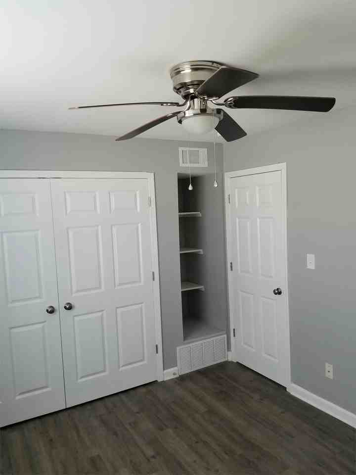502 Pecan Drive - Photo 5 of 18