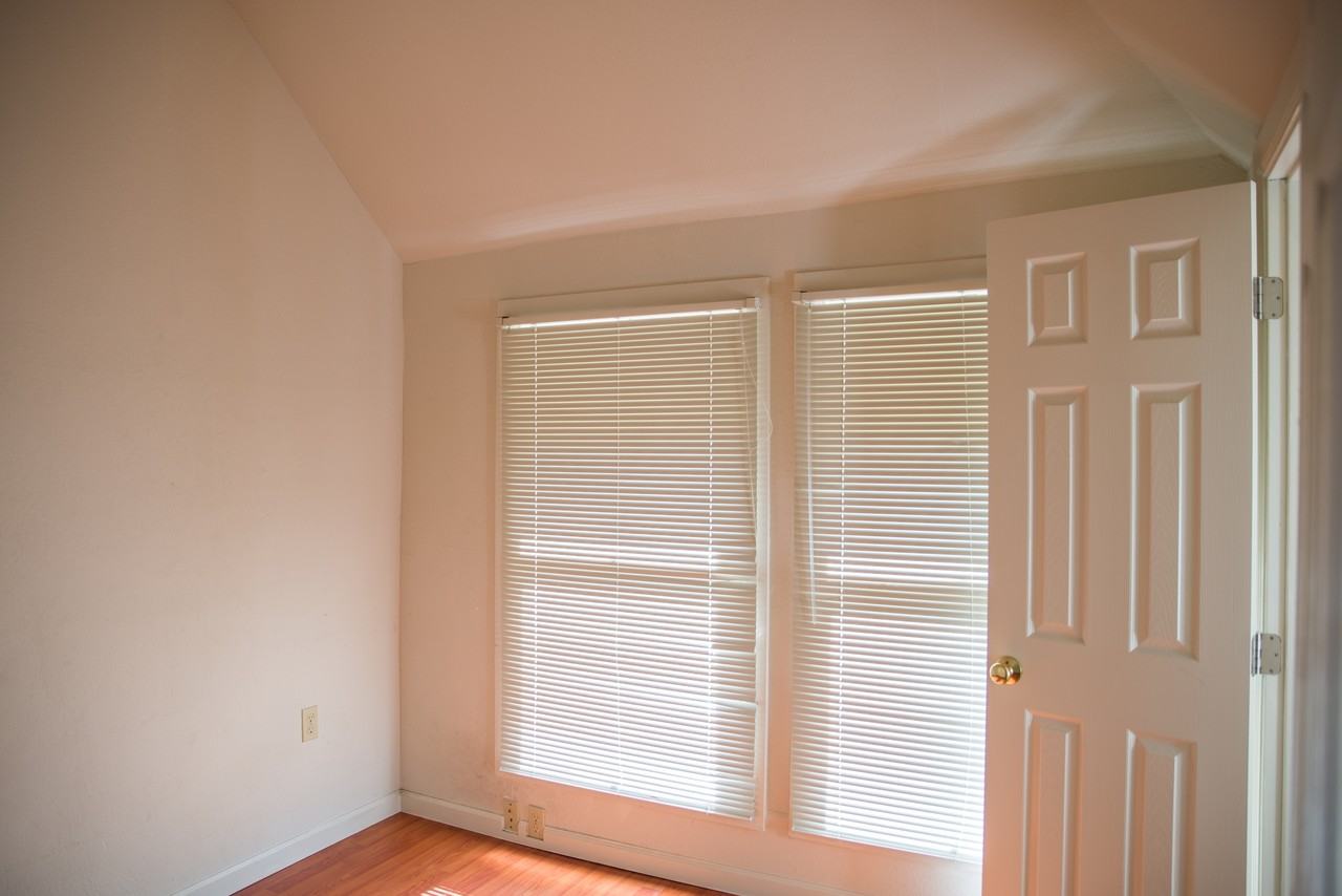 2221 Dwight Way - Photo 5 of 9