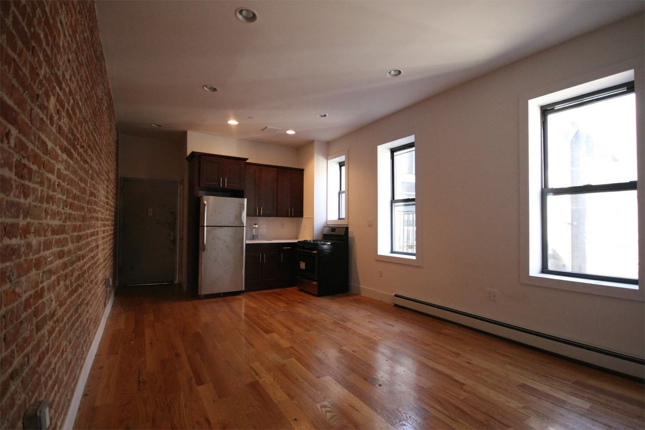 229 bainbridge St - Photo 2 of 4