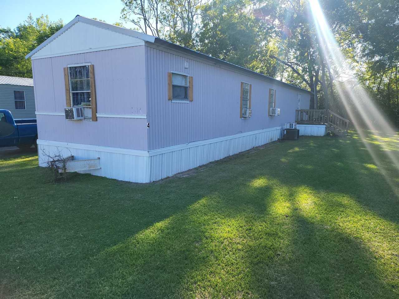 Daisy Mobile Home Community - Photo 2 of 10