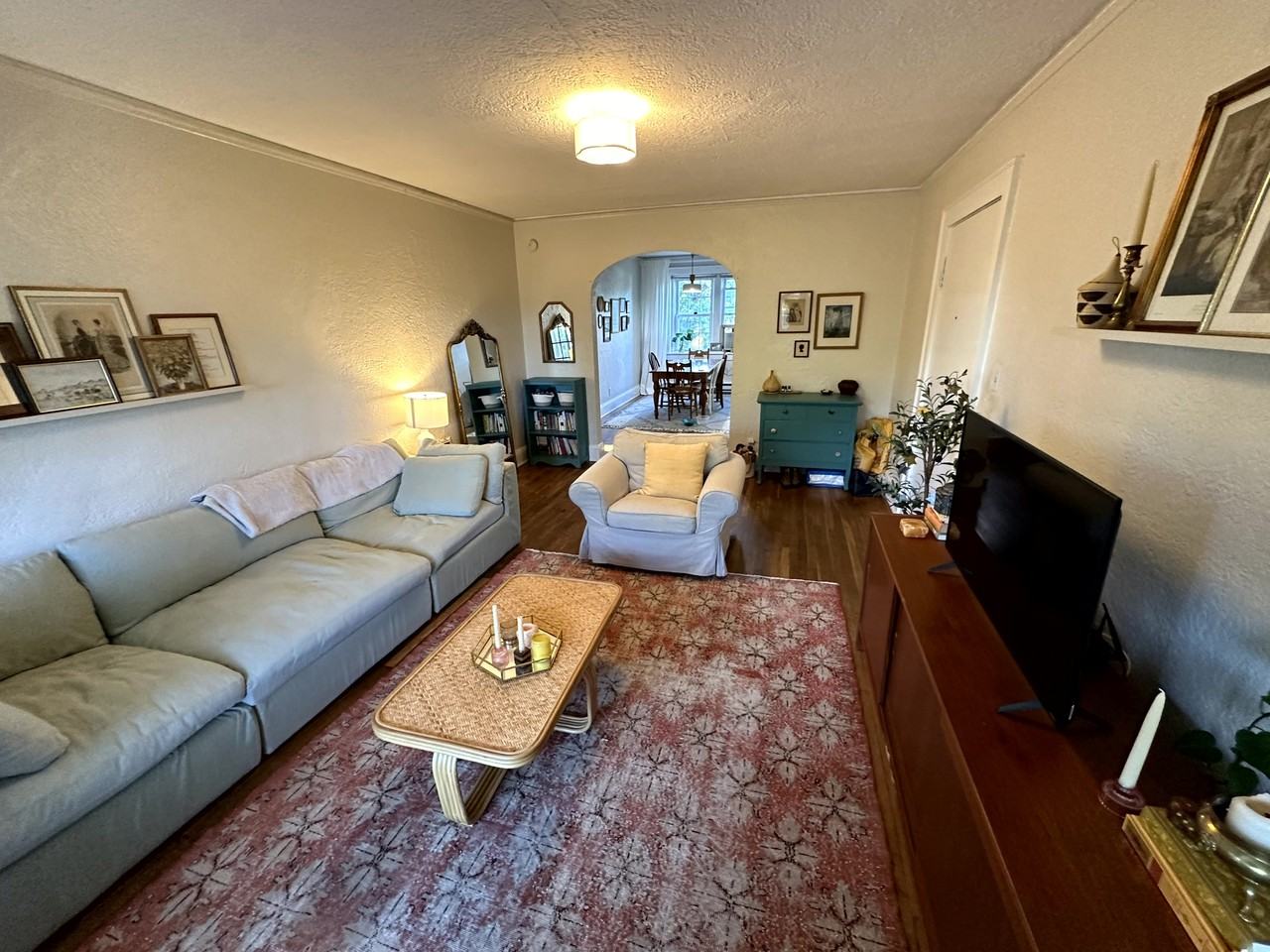 634 Connecticut Avenue - Photo 3 of 14
