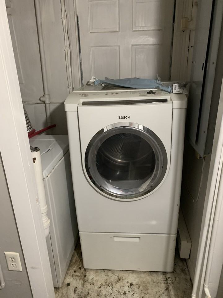 671 S Hamilton St - Photo 3 of 6