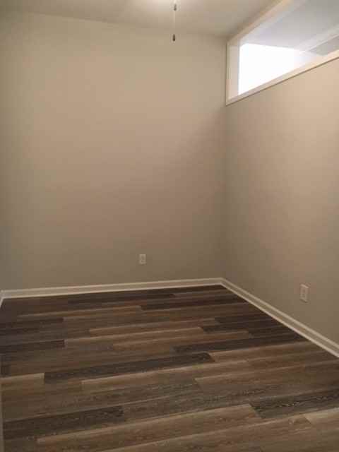 265 N Front St - Photo 4 of 6