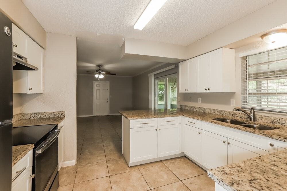3420 Cindy Ln - Photo 7 of 16