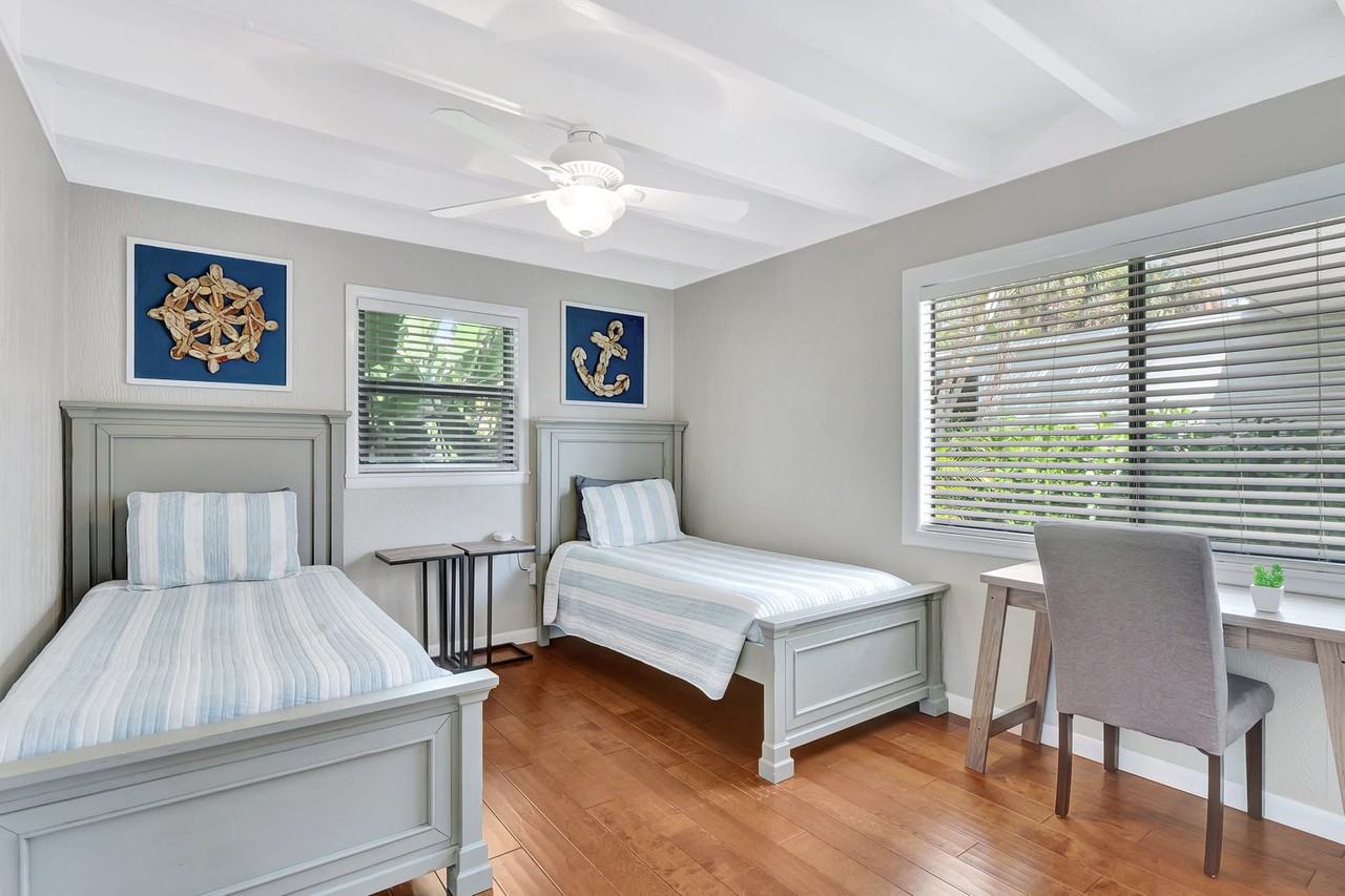 1266 Michigan Ave #1073515P - Photo 4 of 19