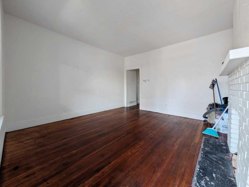 524 Paulson Ave - Photo 2 of 8