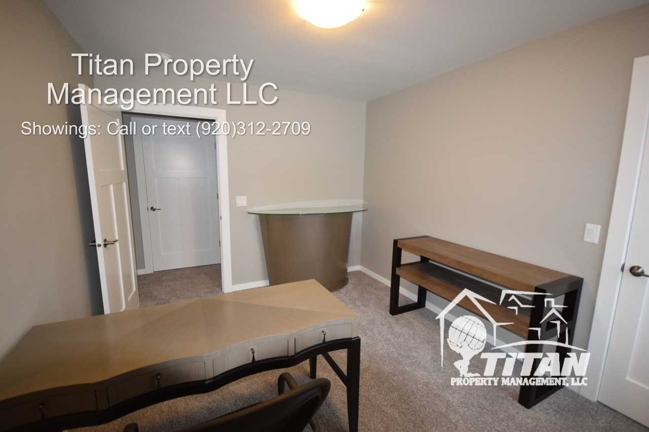 733 N Waldoch Dr #733 - Photo 2 of 19