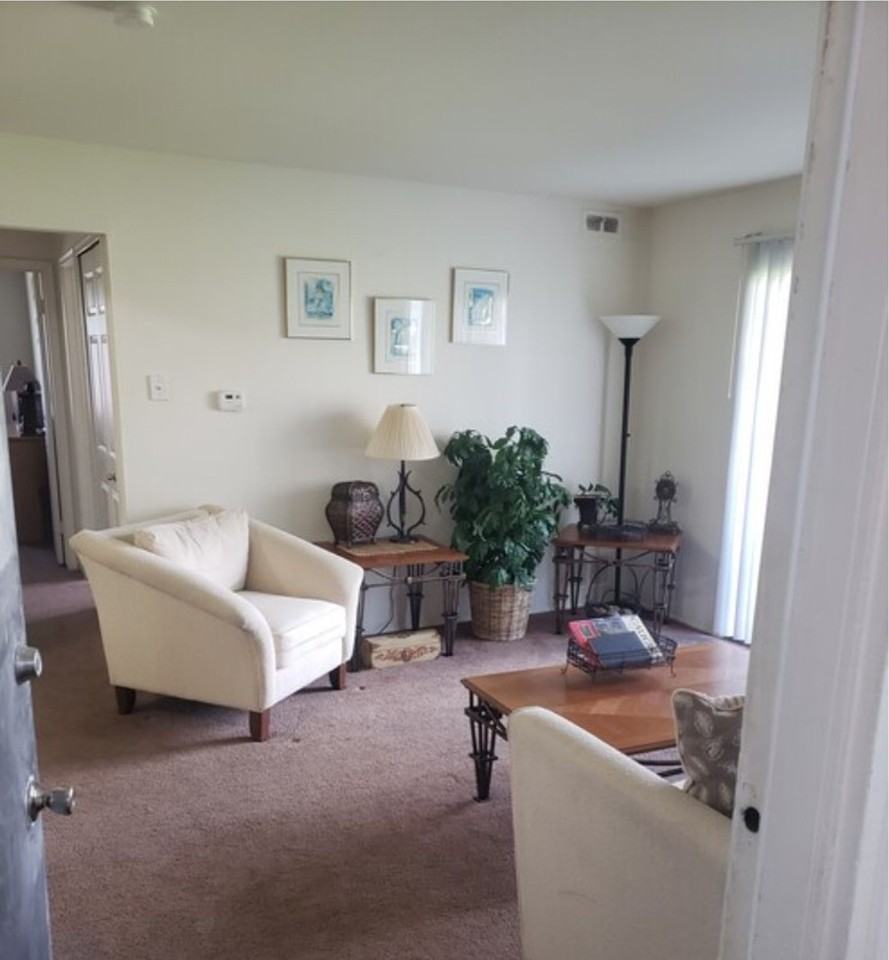 Sugartree Apartments - Photo 5 of 50