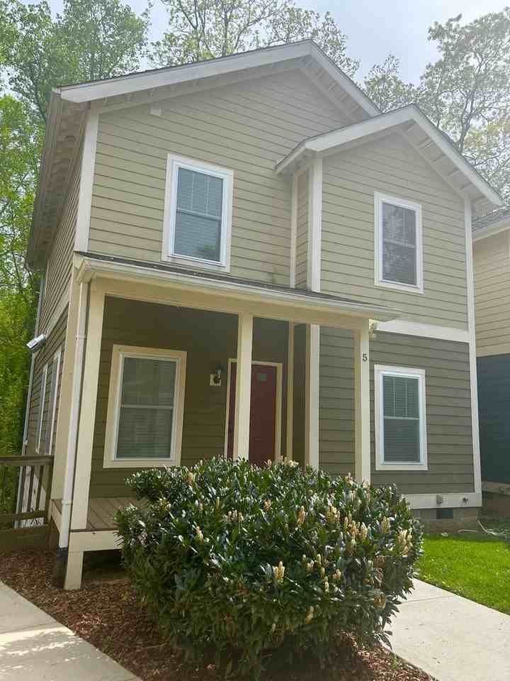 129 Aurora Dr - Photo 2 of 19