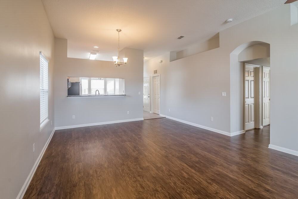 4508 Campus Hills Cir - Photo 4 of 15