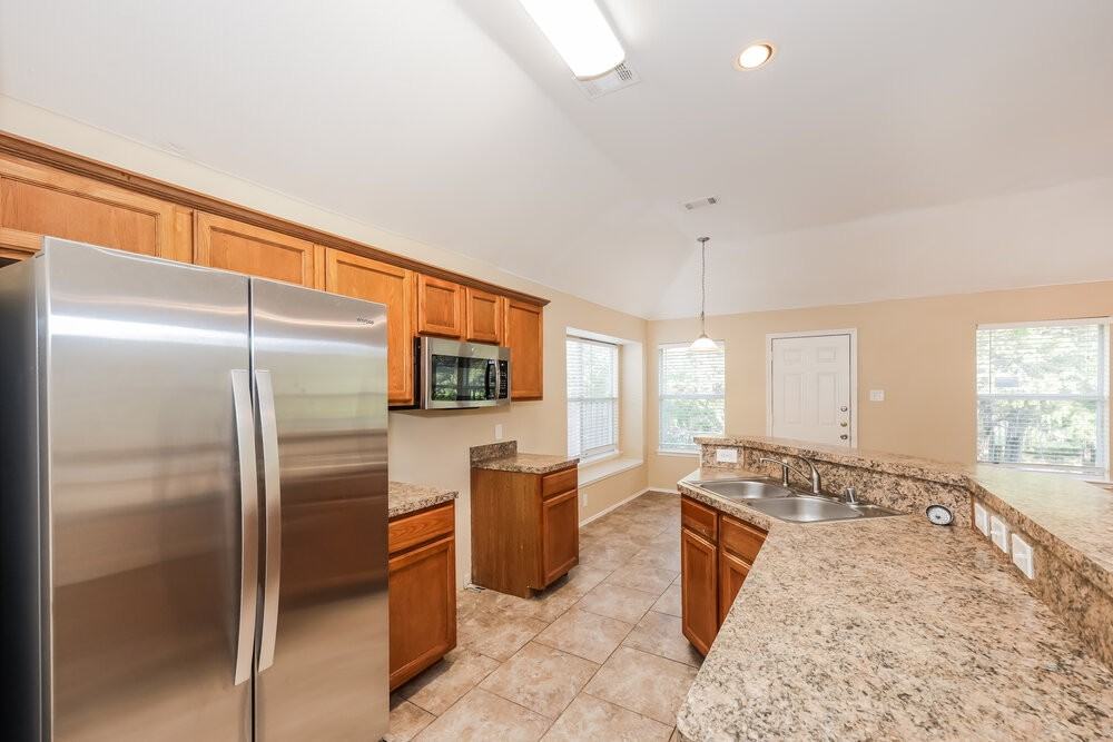 7312 Sierra Way - Photo 7 of 23