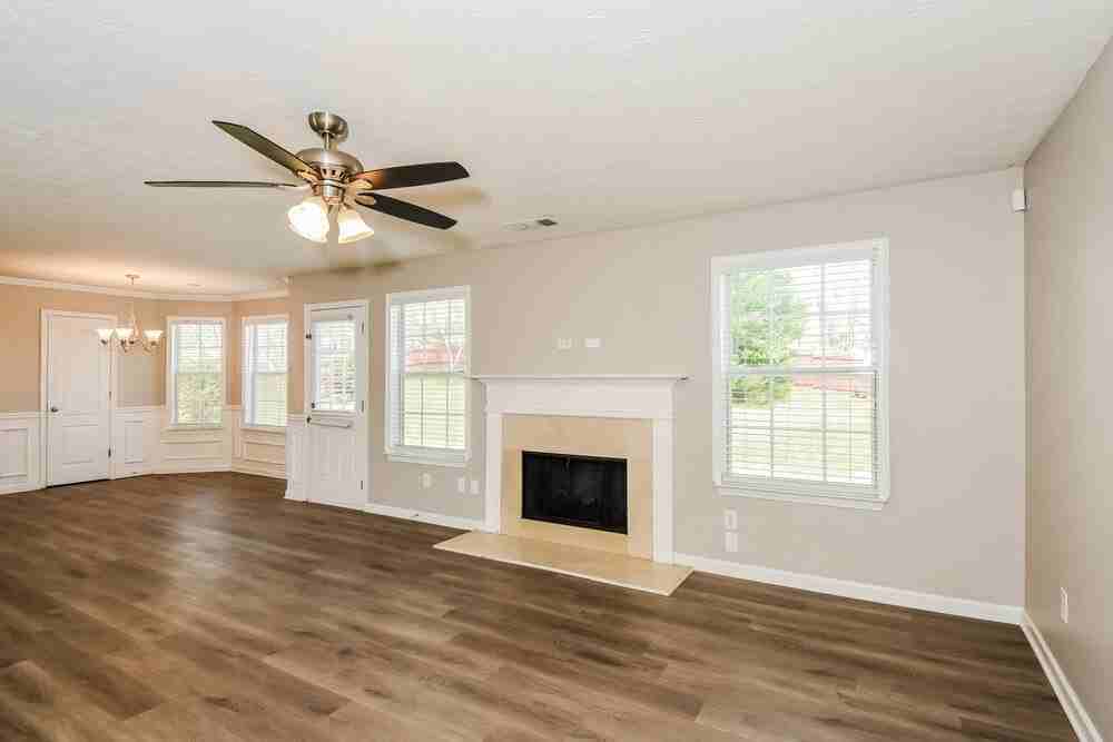 3832 Monticello St - Photo 4 of 17