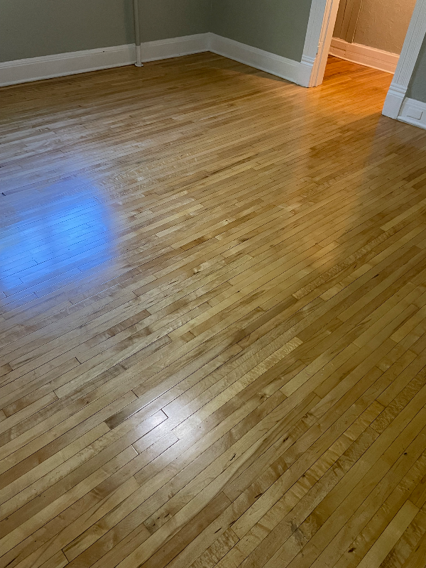 209 E 4th St #2 - Photo 7 of 19