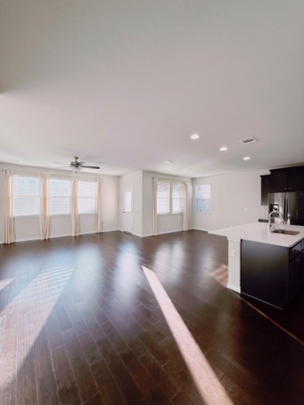 7517 Saginaw Dr - Photo 4 of 15