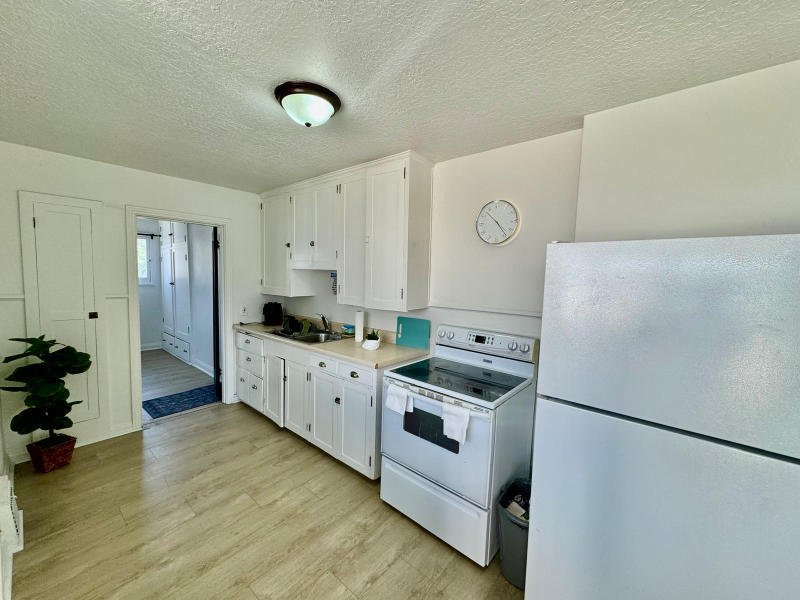 440 E Garfield Ave - Photo 7 of 10