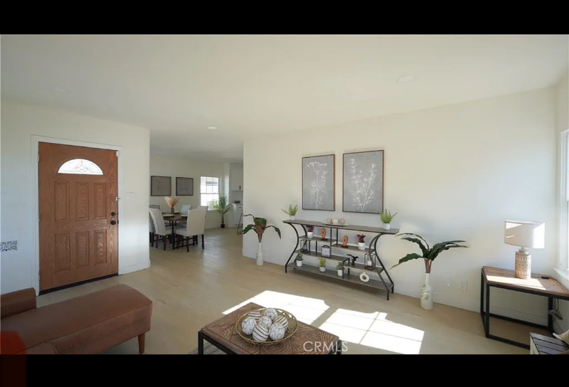 2869 N G St #A - Photo 2 of 9