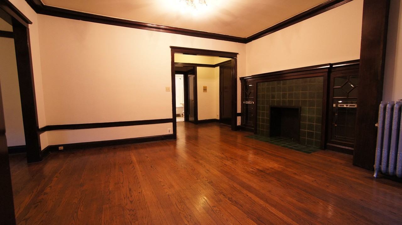 2418 Sawyer LLC - Photo 5 of 14