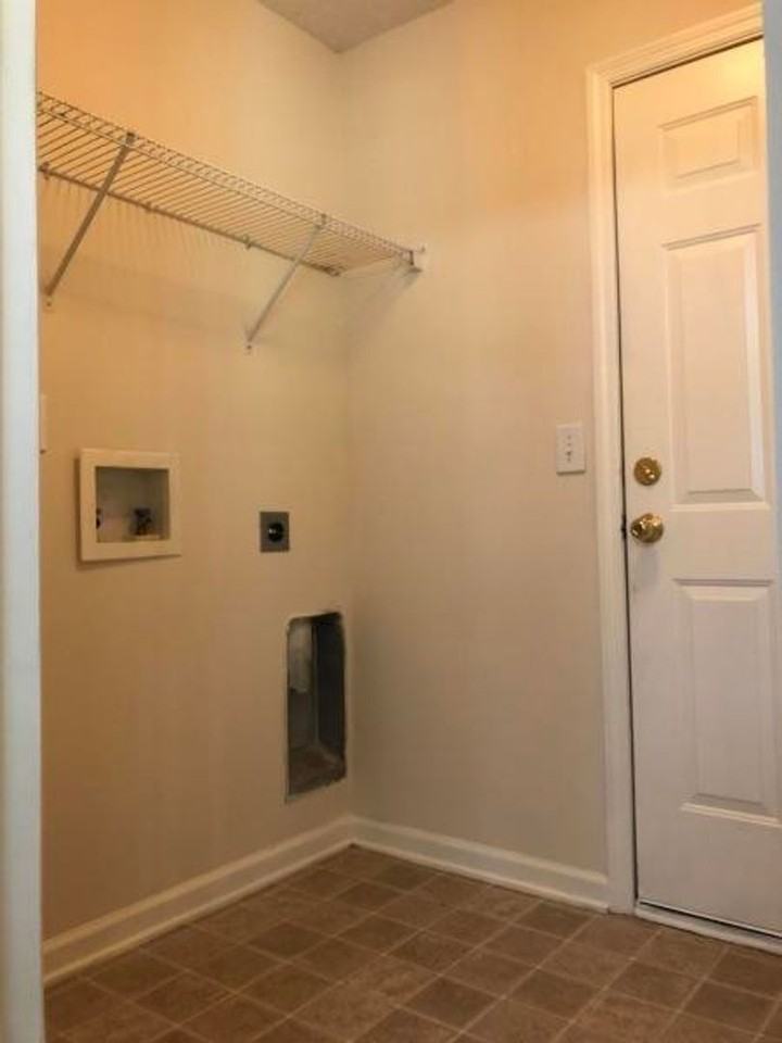 108 Gryce Loch Ct - Photo 7 of 20