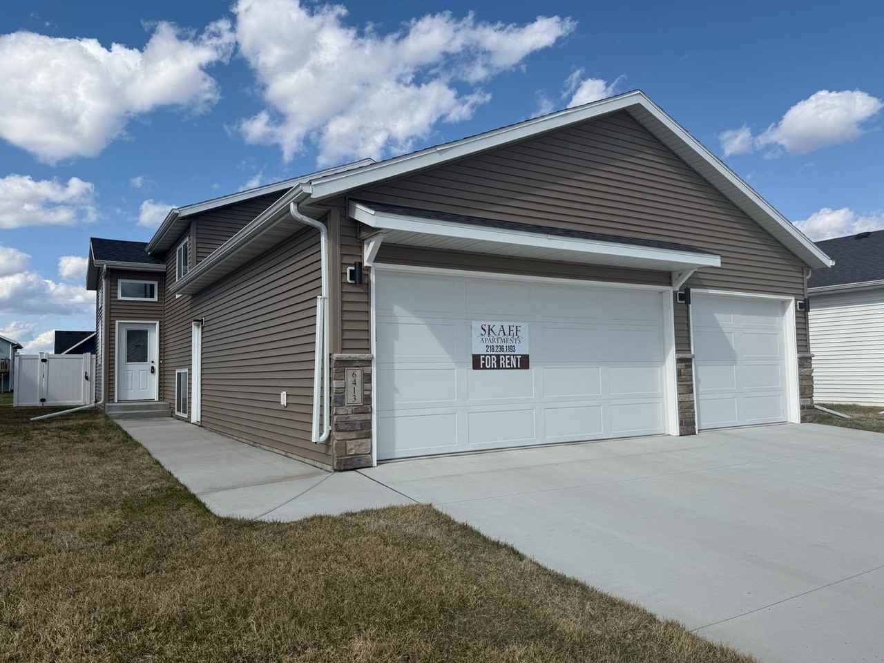 6413 83rd Ave S - Photo 2 of 30