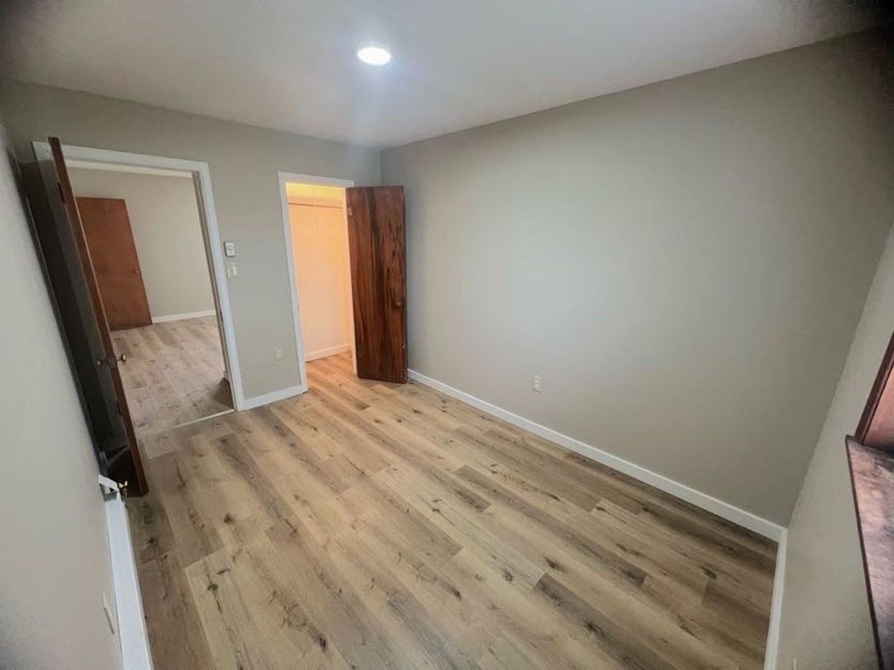 106 Fleetwood Dr - Photo 6 of 8