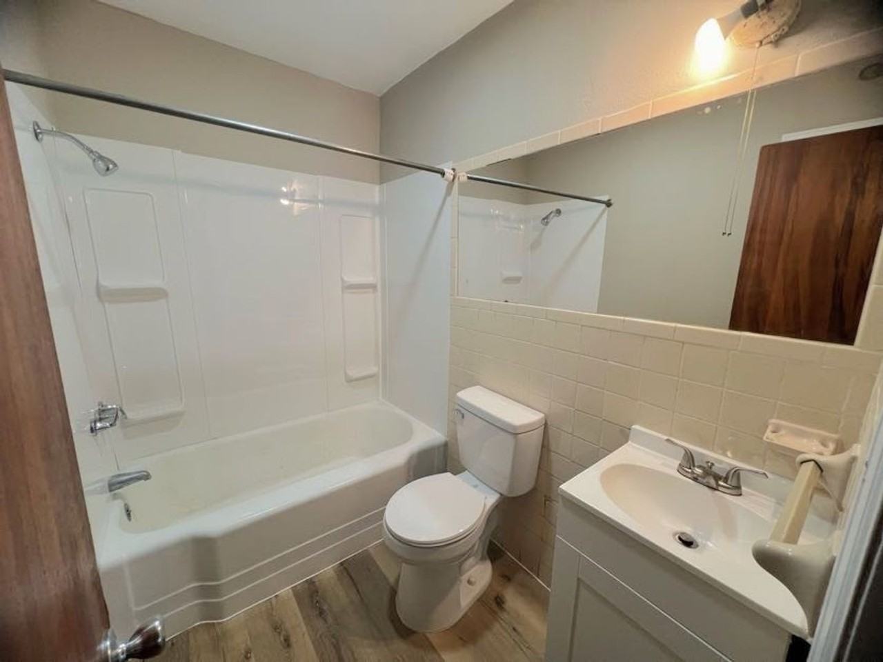 106 Fleetwood Dr - Photo 7 of 8