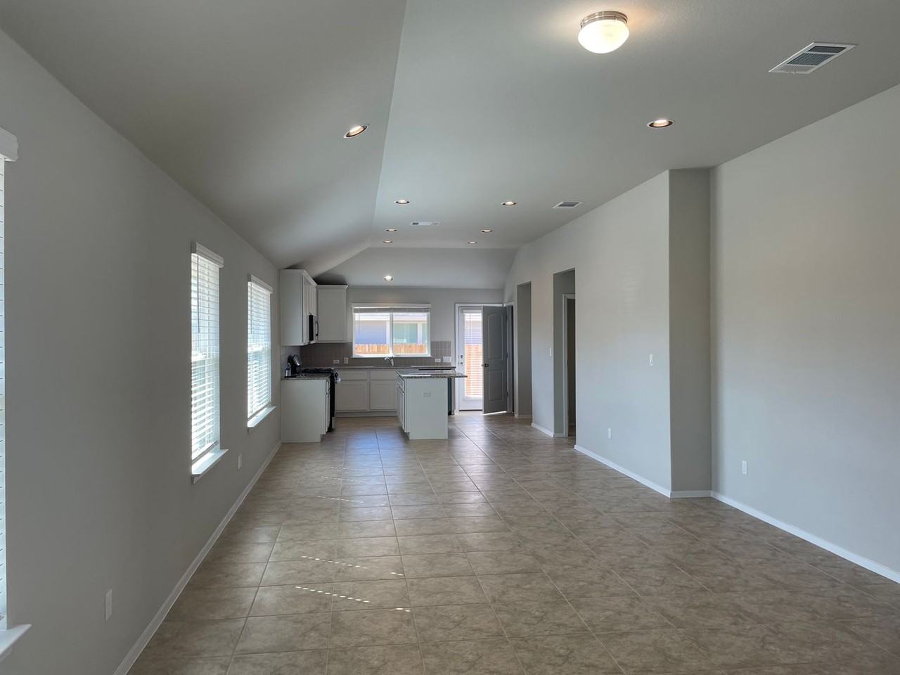 203 Living Reef Dr - Photo 2 of 12
