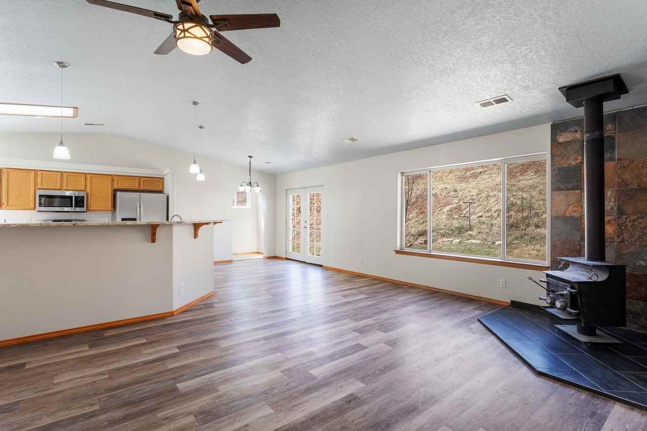 106 Pinnacle Pl - Photo 3 of 14