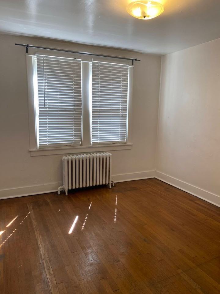 1331 Shady Ave - Photo 7 of 18