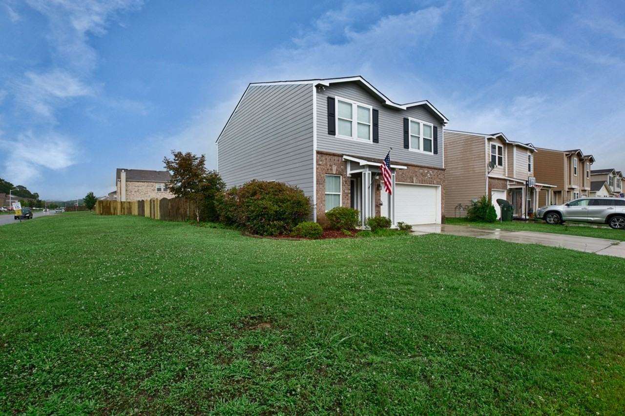 101 Belle Haven Dr - Photo 3 of 24