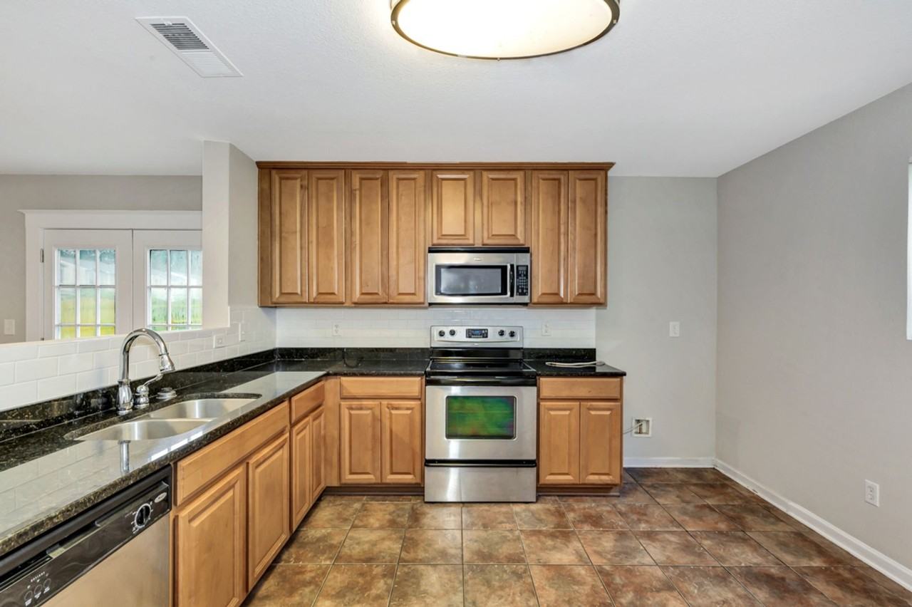 101 Belle Haven Dr - Photo 5 of 24