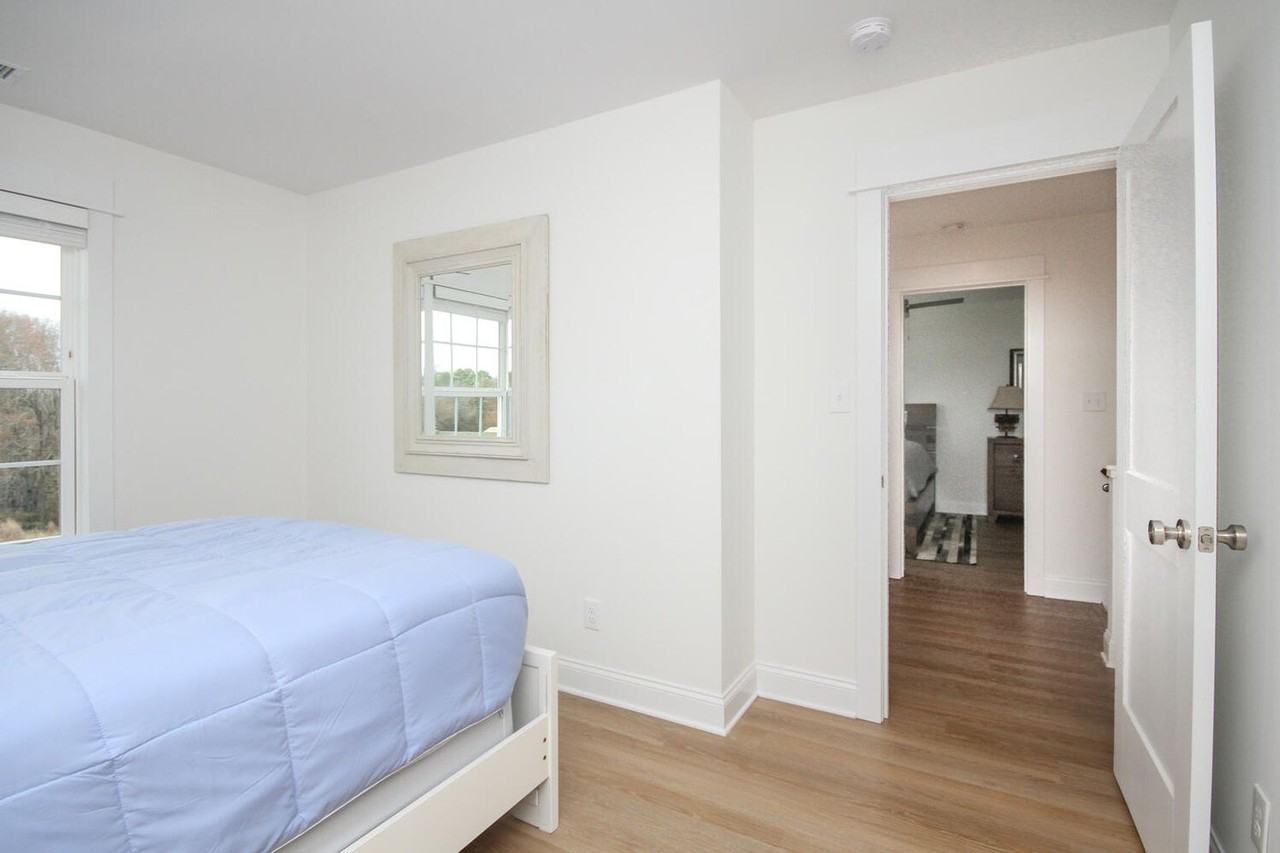 1096 Startown Rd - Photo 2 of 50