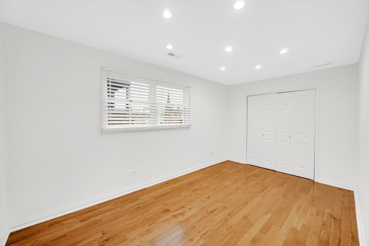 2218 W Augusta Blvd - Photo 5 of 21