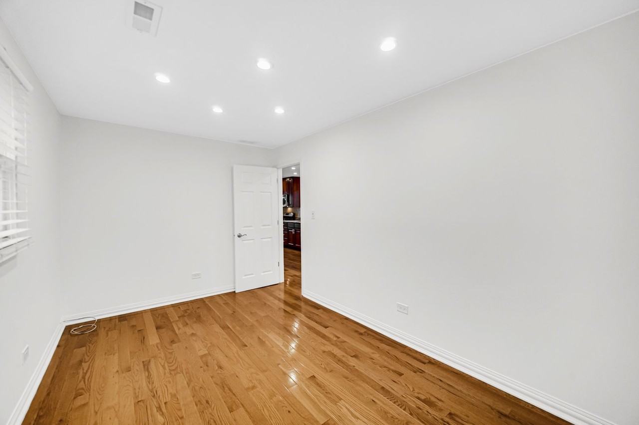 2218 W Augusta Blvd - Photo 6 of 21