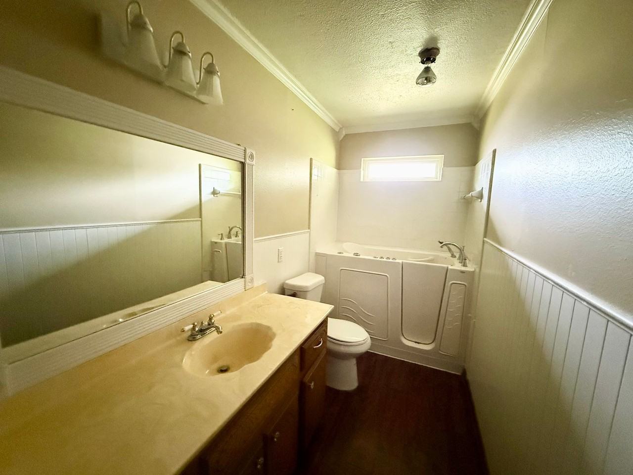 5588 Old Dallas Rd - Photo 5 of 17