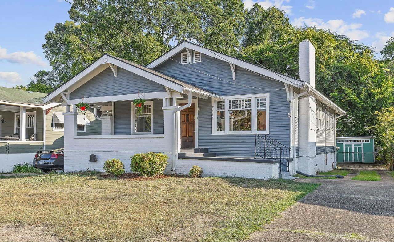 2419 Oak St - Photo 2 of 27