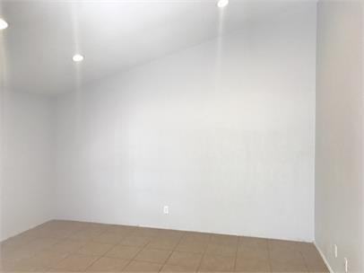 1802 Prairie Knoll Ct - Photo 3 of 11