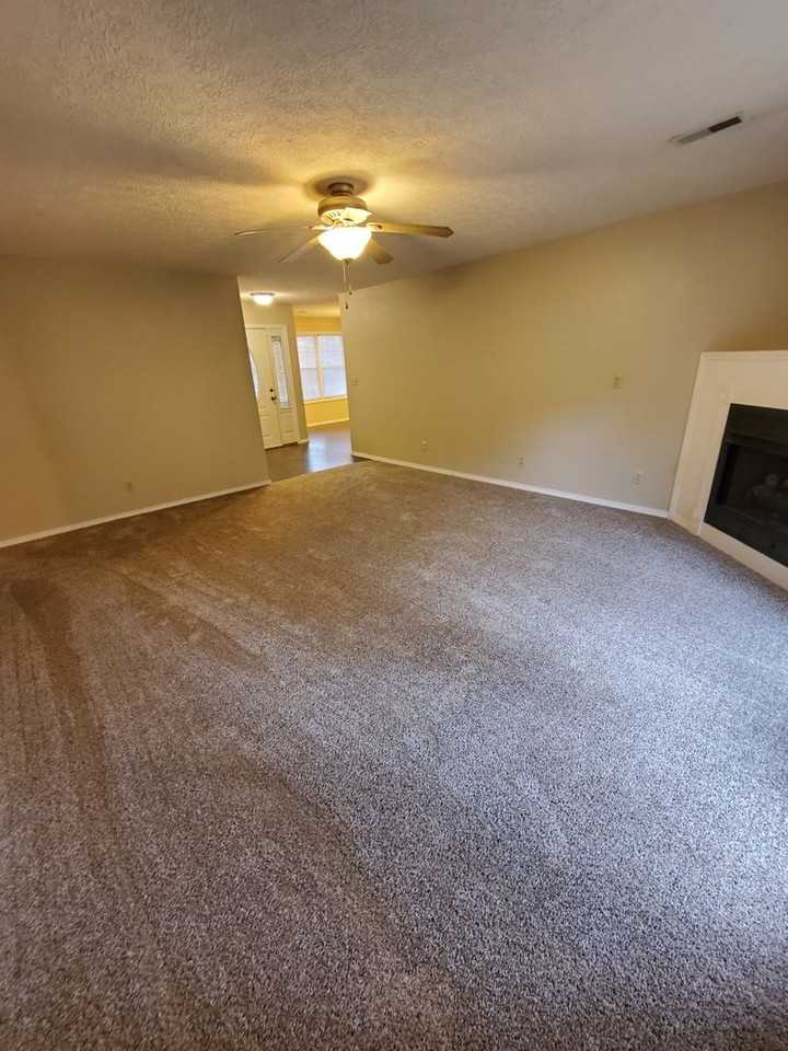 24539 True Dr - Photo 3 of 33