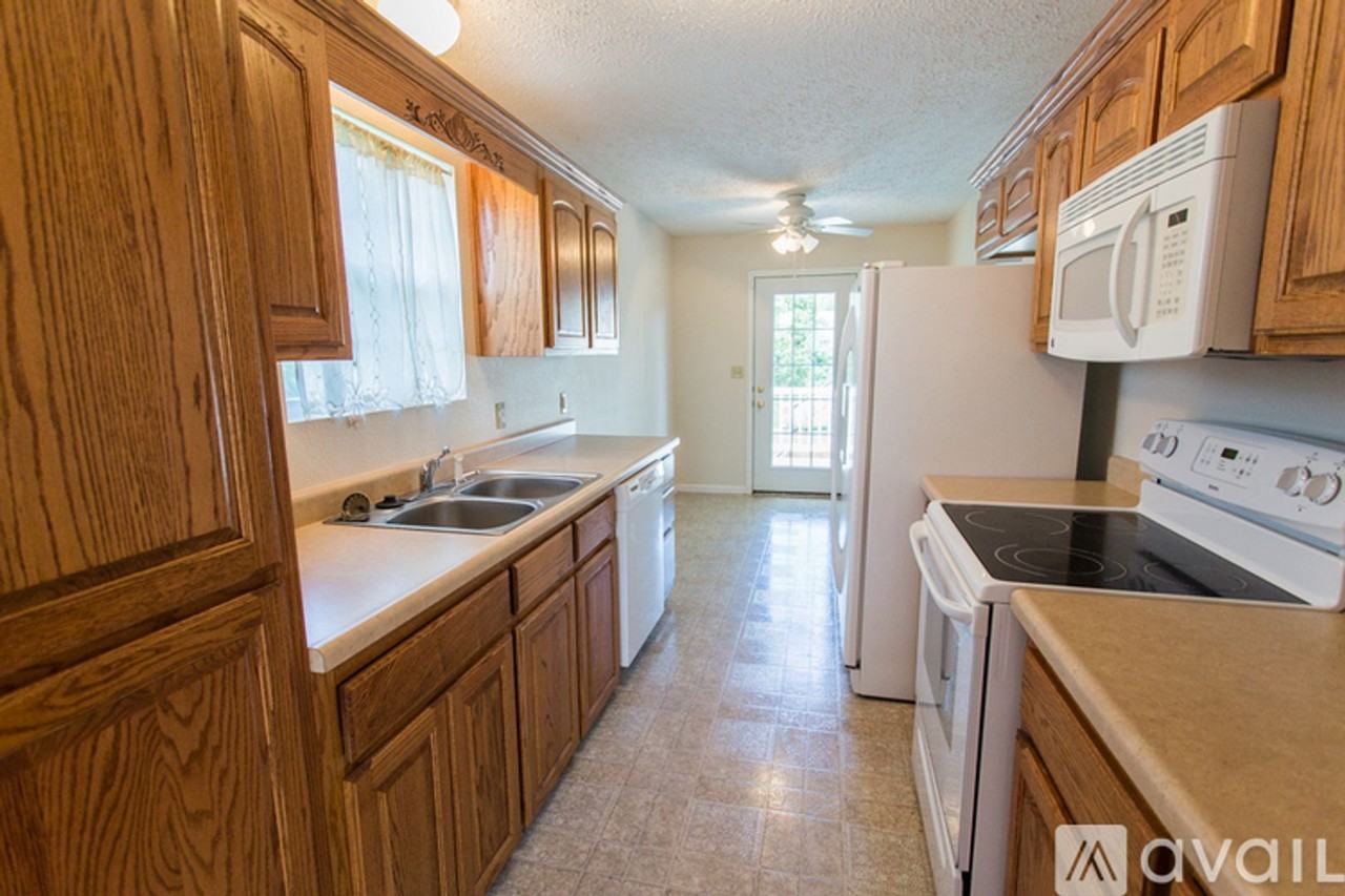 14075 Haywood Dr - Photo 6 of 7