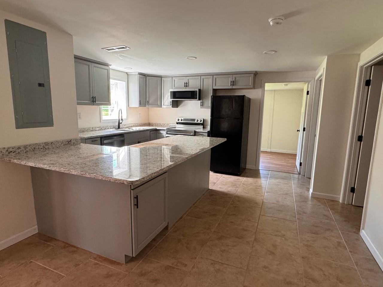 129 Corinth Rd - Photo 3 of 10